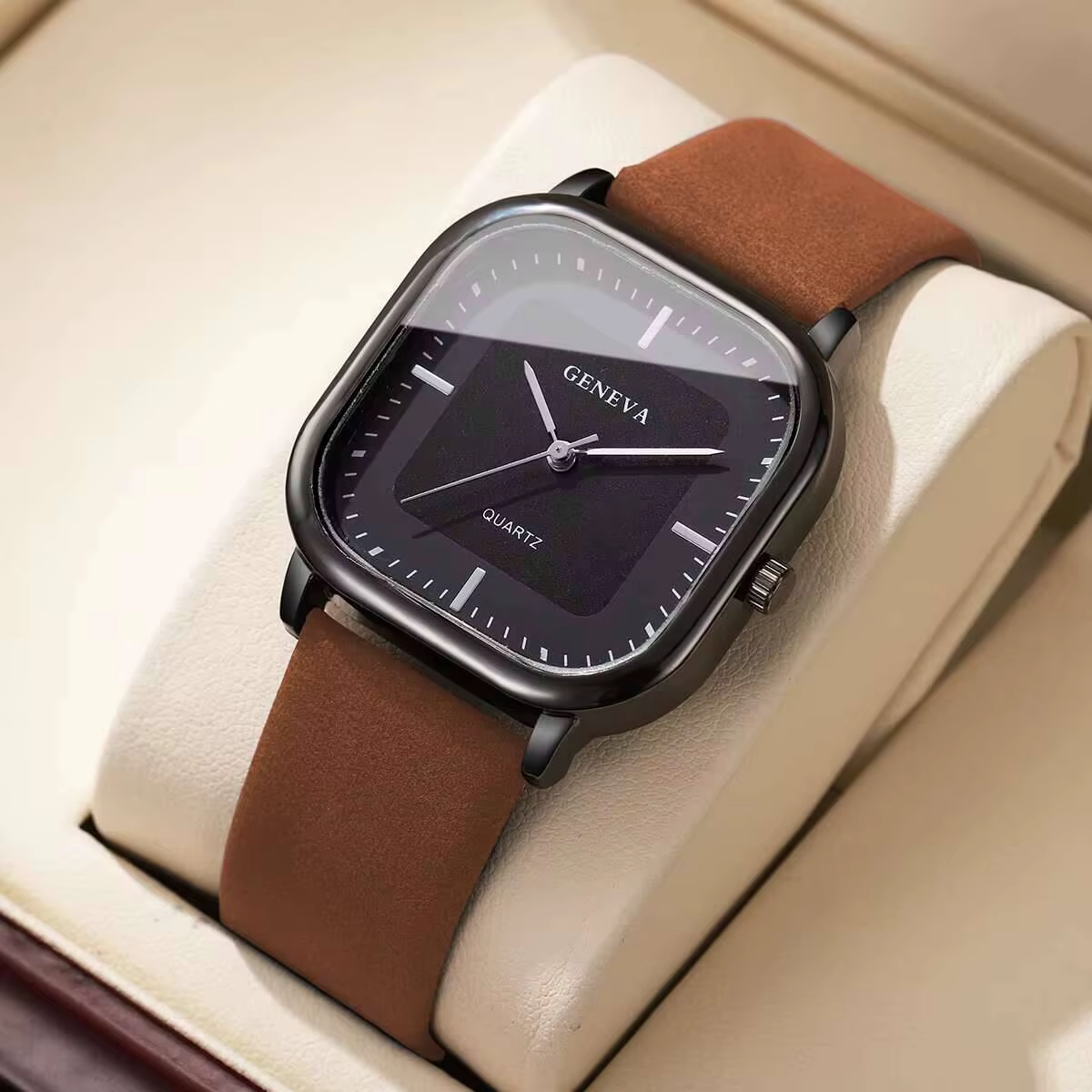 Square Minimalist Casual Leather Strap Wristwatch